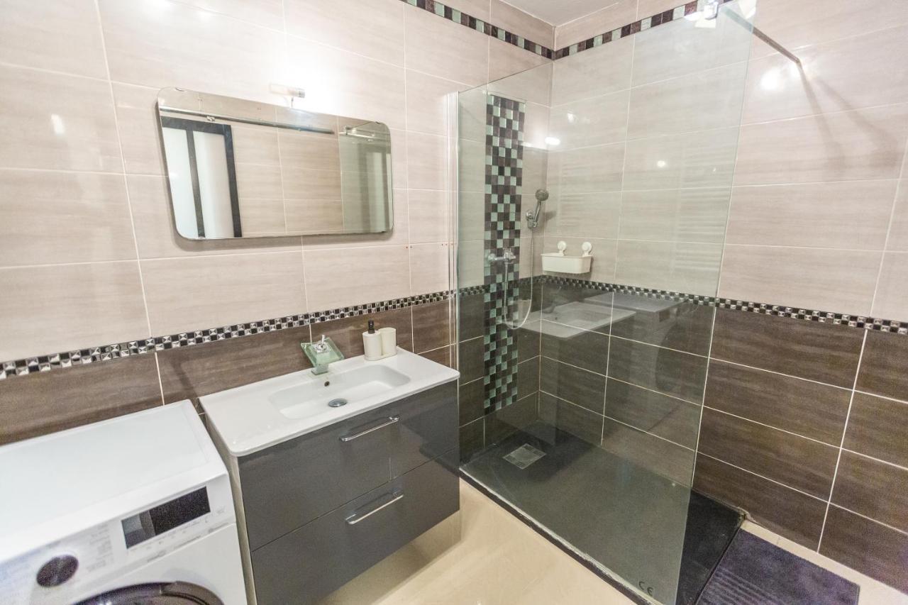 Superbe T4 Renove Spacieux Avec Stationnement Libre Et Gratuit Apartment มาร์กเซย ภายนอก รูปภาพ